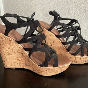 Mossimo supply co. Black suede wedges